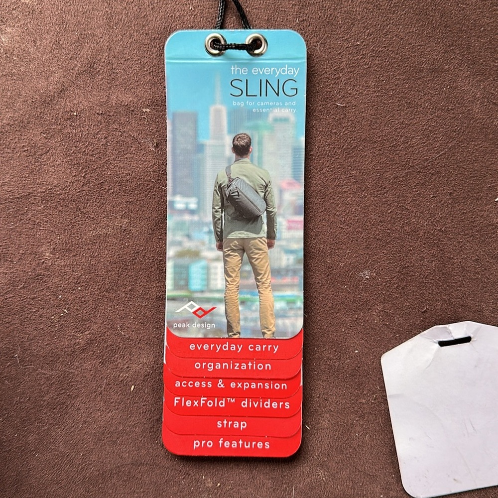 Peak Design Everyday Sling - Picture 4 of 6
